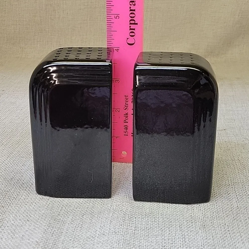 Vintage Stove Top Range Salt Pepper Shaker Black Deco‎  4